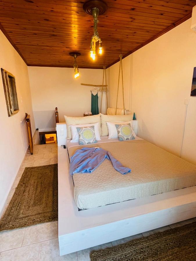 شقة Erginas Boat House Plaka  المظهر الخارجي الصورة