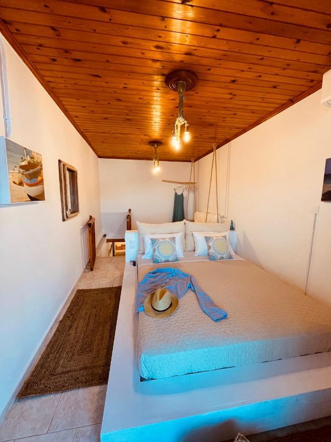 شقة Erginas Boat House Plaka  المظهر الخارجي الصورة